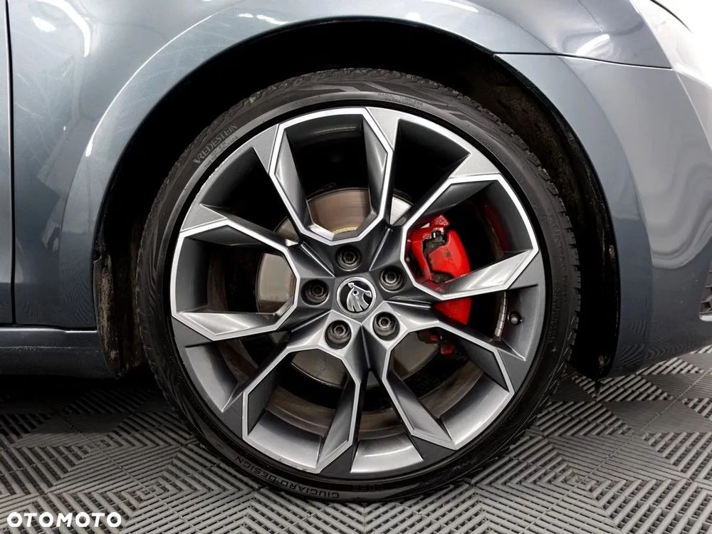 Skoda Octavia 2.0 TDI 4x4 RS Challenge DSG - 26