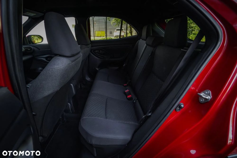 Toyota Yaris Hybrid 1.5 Style - 10
