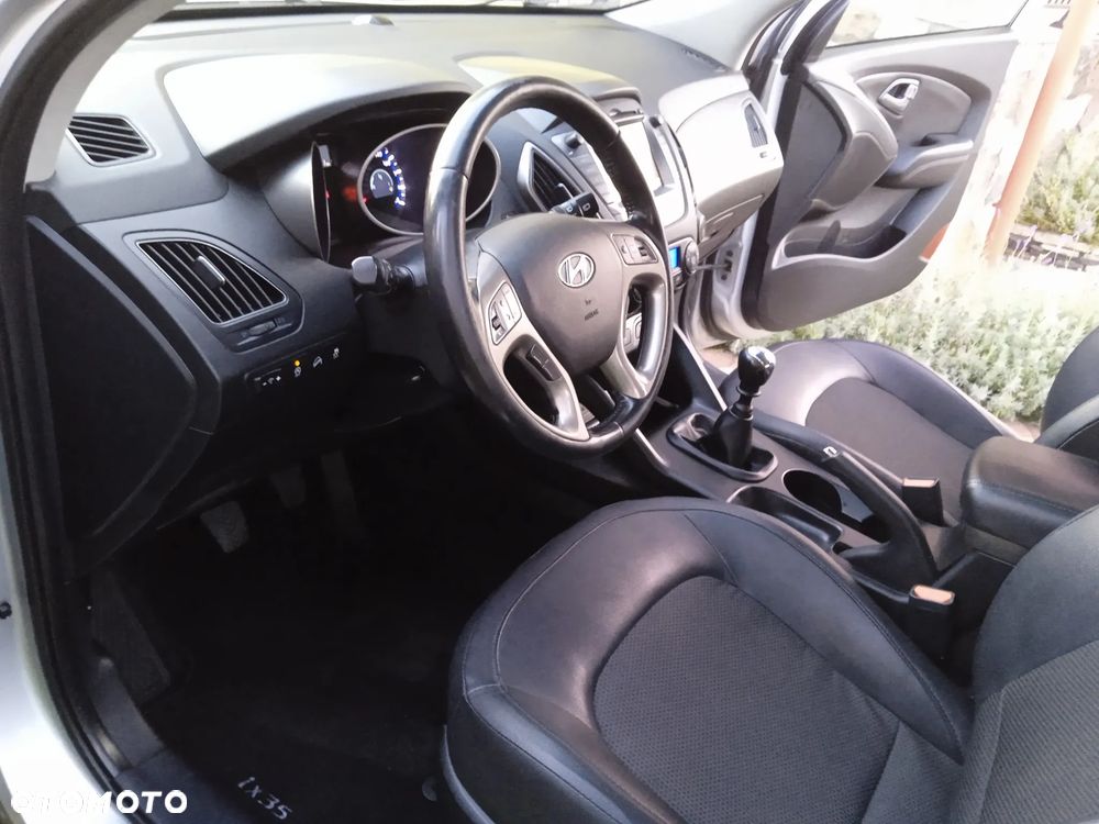 Hyundai ix35 1.7 CRDi Classic 2WD - 17