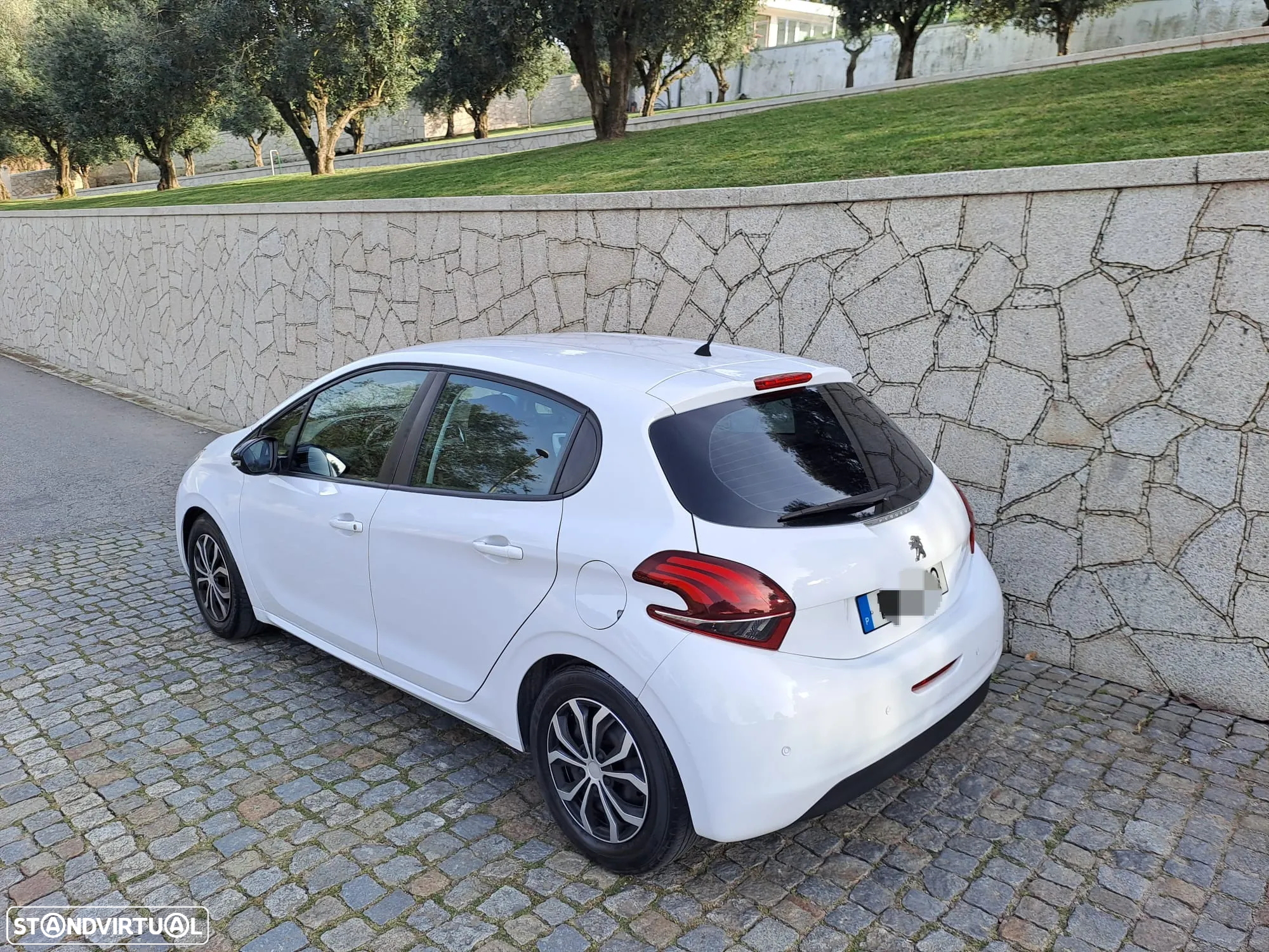 Peugeot 208 PureTech 68 Like - 5