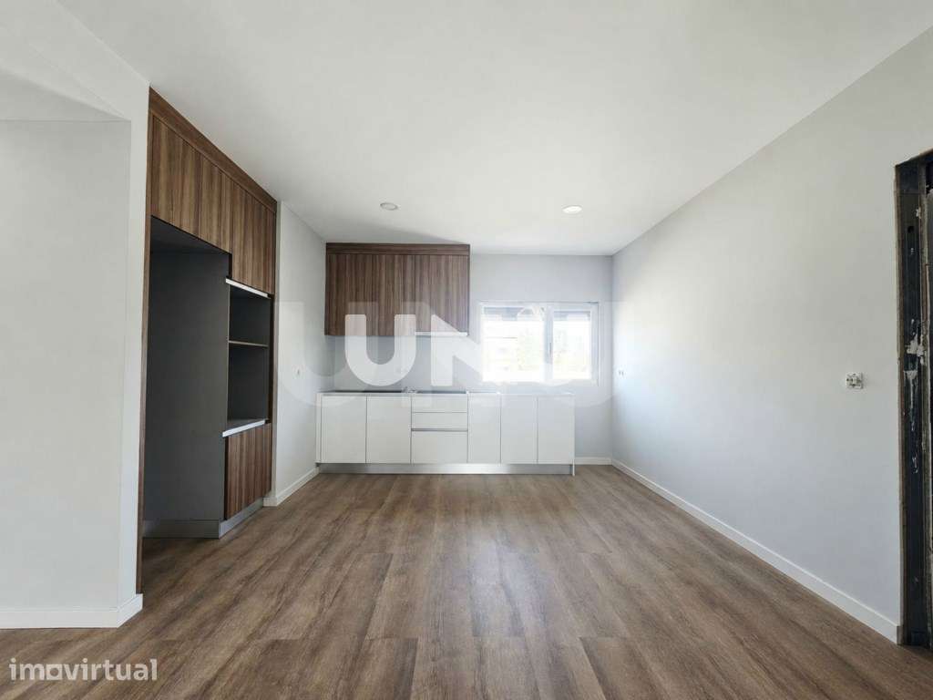 Apartamento T3 - Fantástico Espaço Exterior - Grande imagem: 3/21