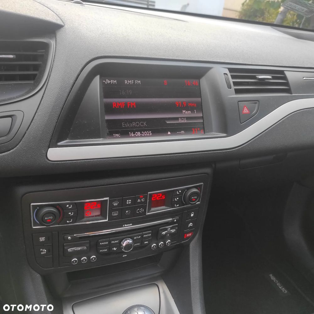 Citroën C5 Tourer HDi 110 FAP Tendance - 4