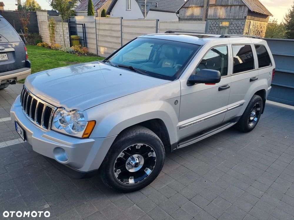 Jeep Grand Cherokee - 1