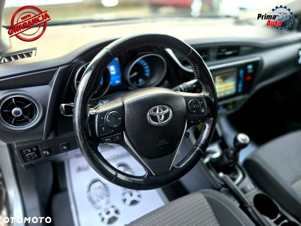 Toyota Auris - 22