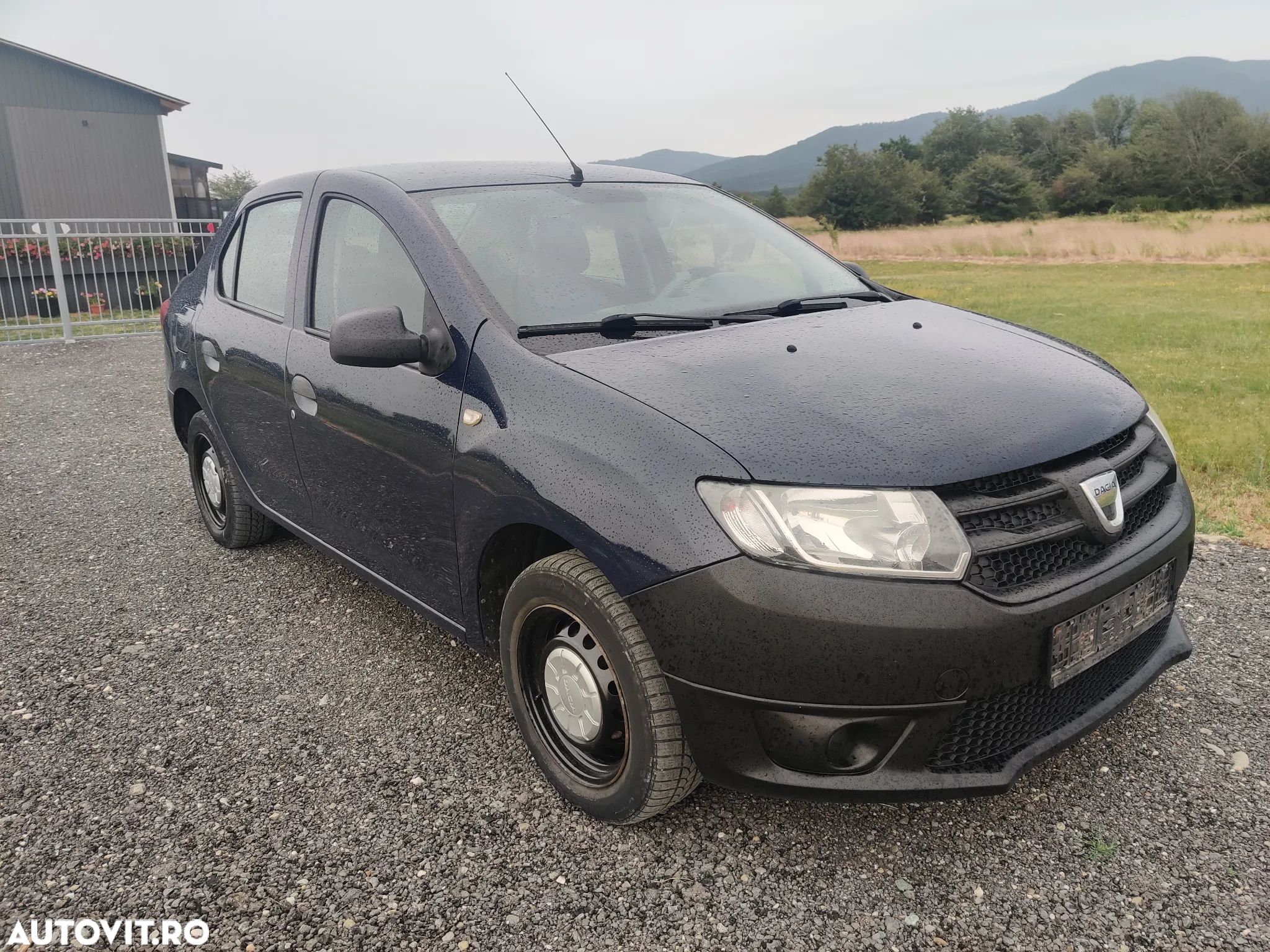 Dacia Logan 1.2 75CP Acces - 1