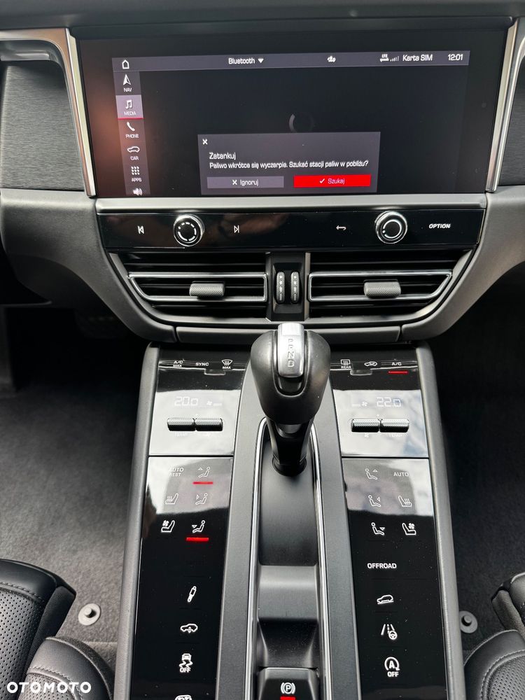 Porsche Macan - 16