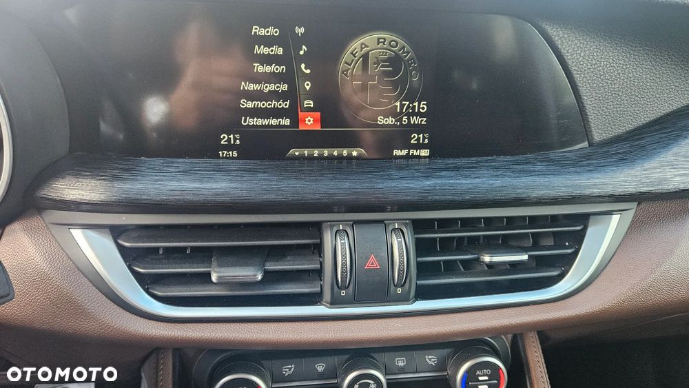 Alfa Romeo Stelvio - 25