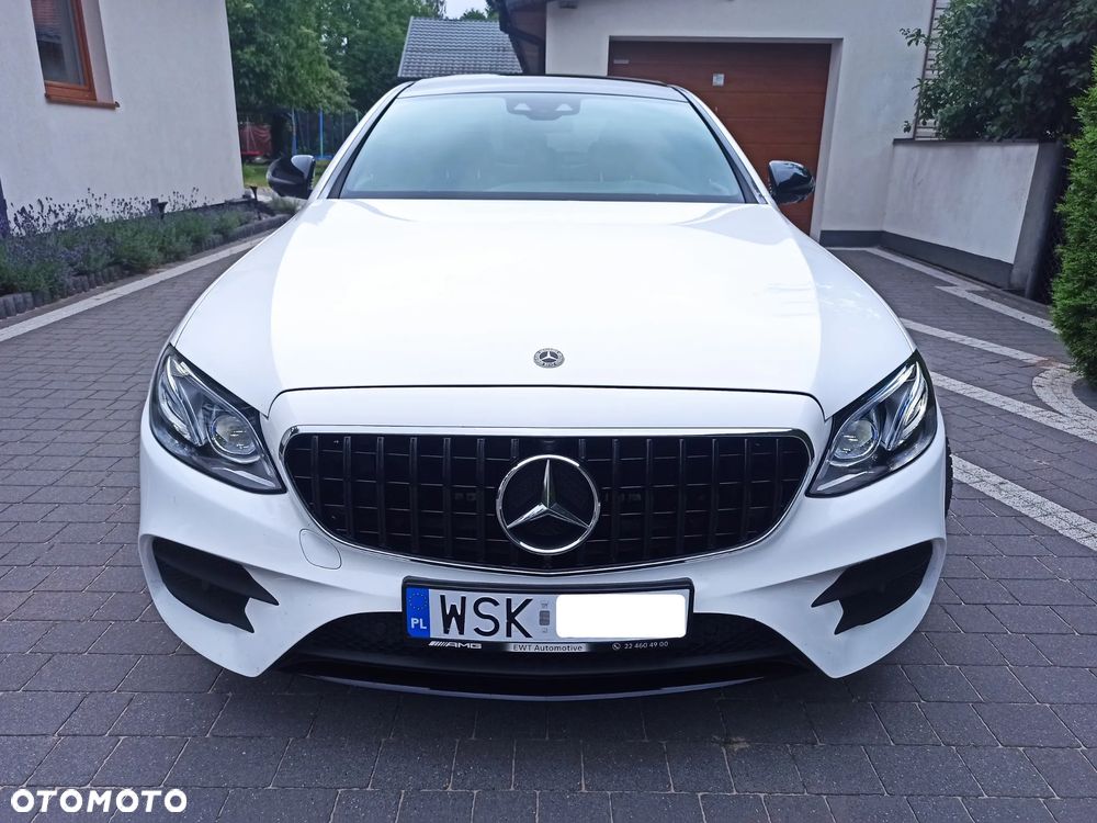 Mercedes-Benz Klasa E 200 4-Matic 9G-TRONIC - 2