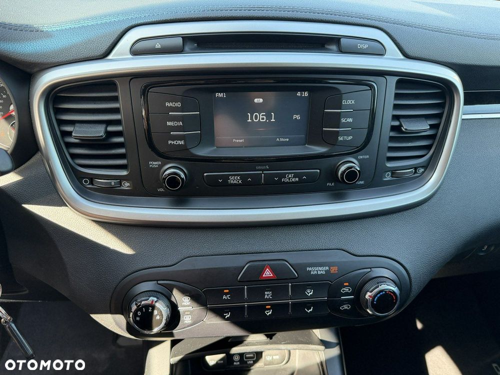 Kia Sorento - 17