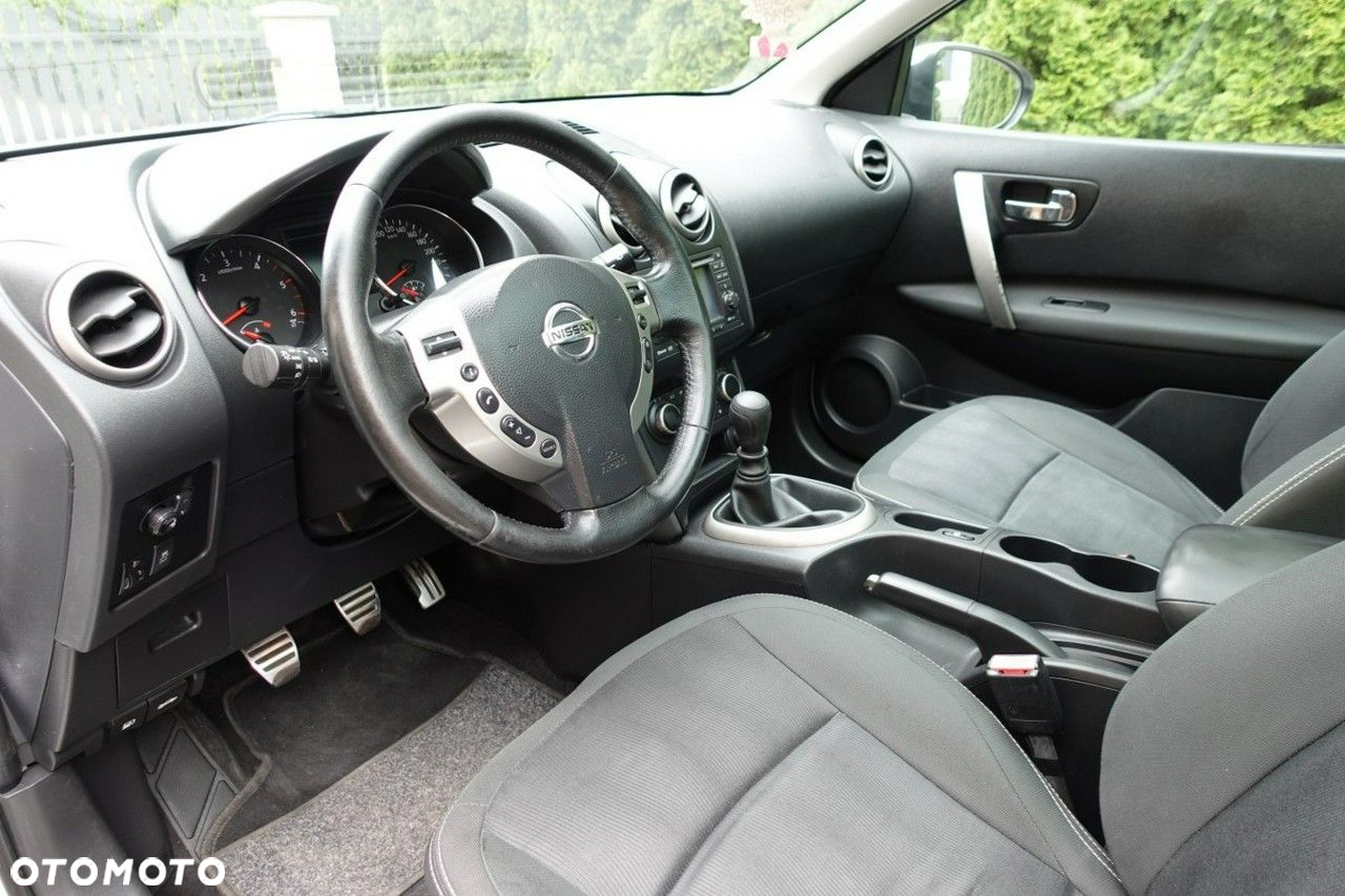 Nissan Qashqai - 12