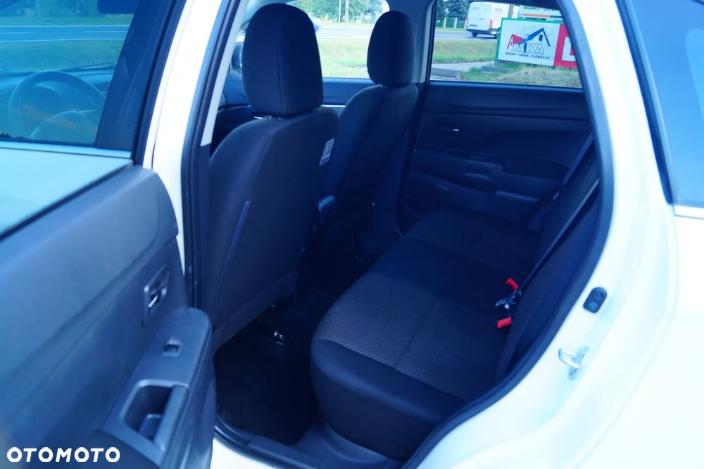 Mitsubishi ASX 1.6 2WD Comfort Edition - 12