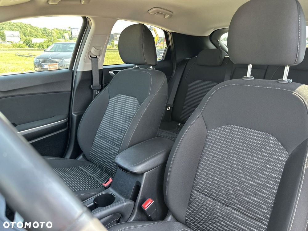 Kia XCeed 1.6 T-GDI M DCT - 11
