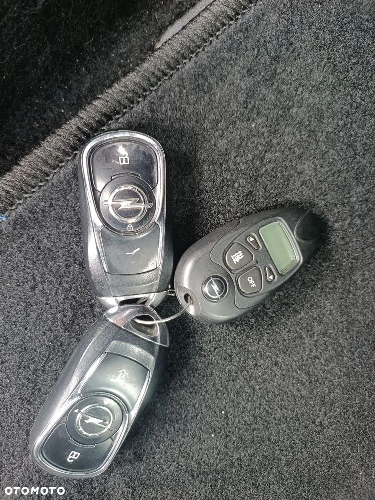 Opel Astra 1.4 Turbo Ultimate - 32