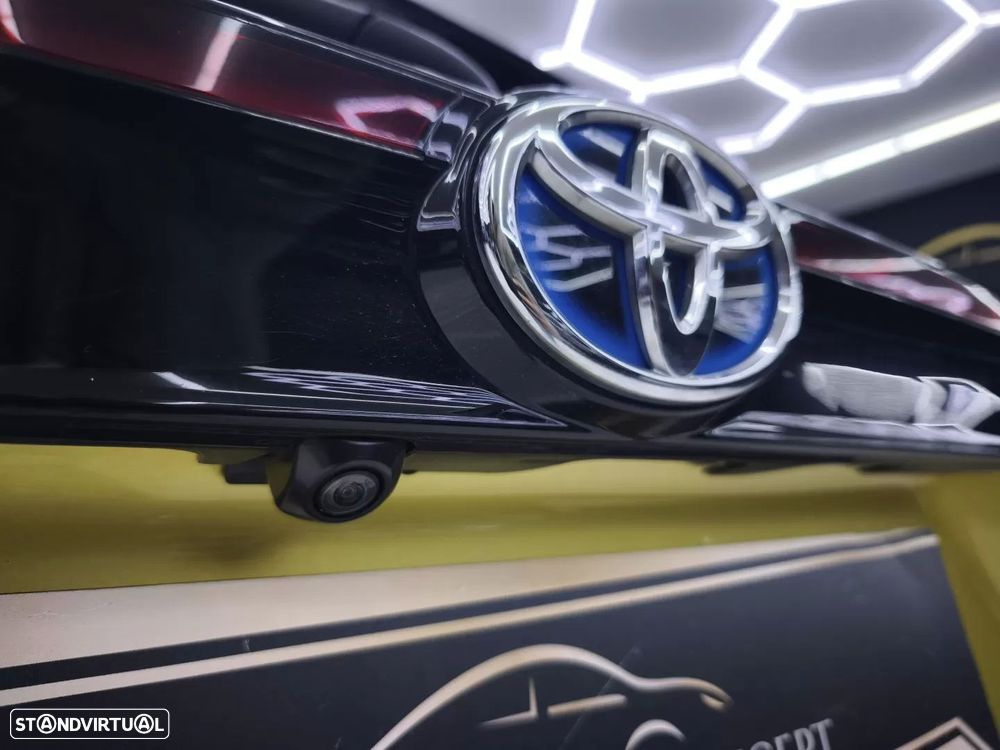 Toyota Yaris Cross 1.5 HDF Premier Edition - 19