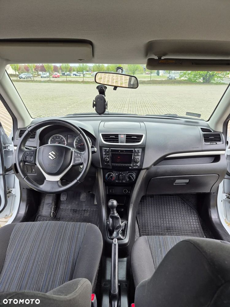 Suzuki Swift 1.2 Comfort Plus - 10