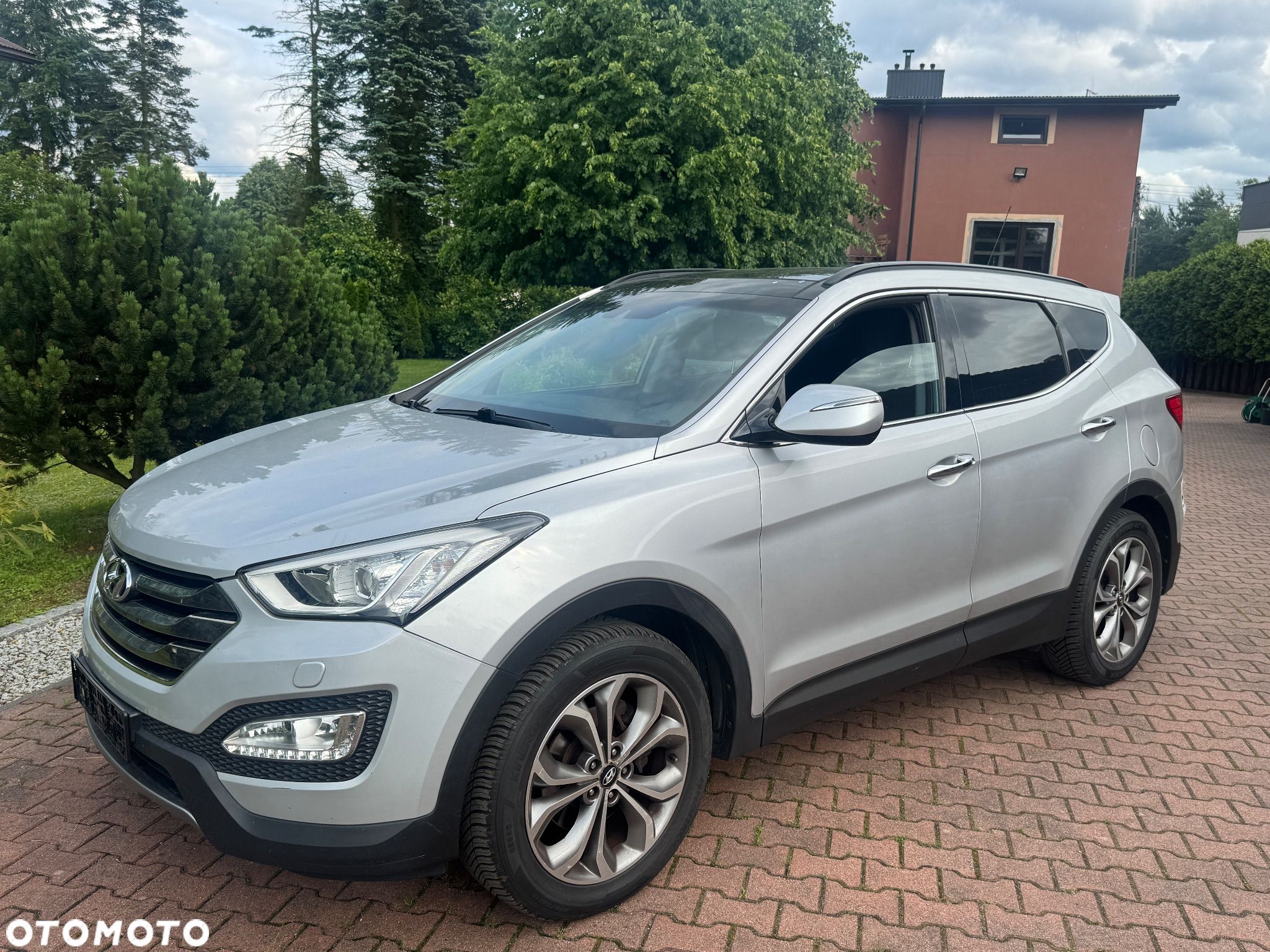 Hyundai Santa Fe - 1