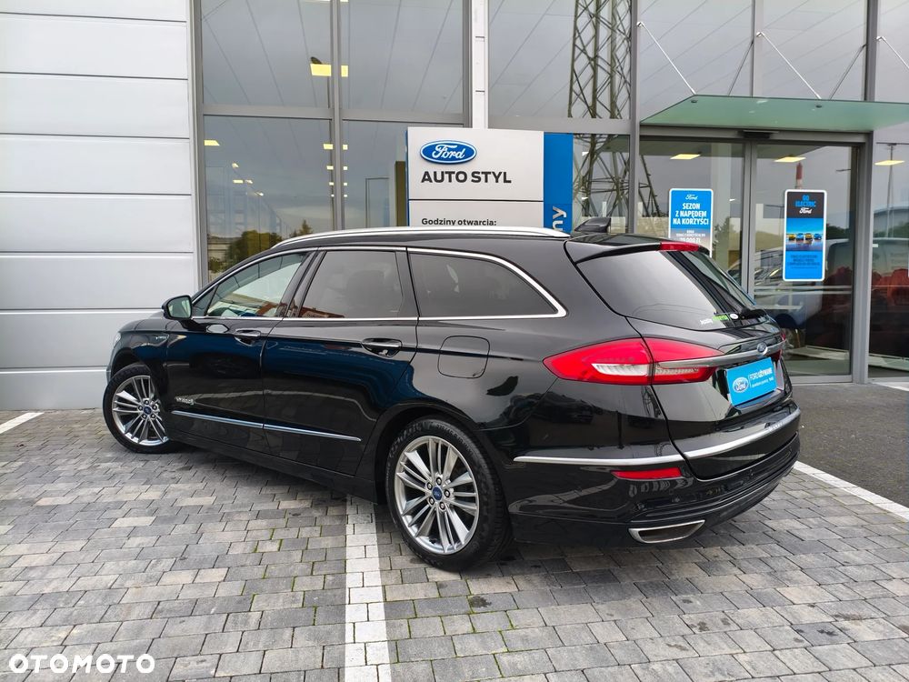 Ford Mondeo 2.0 Hybrid Vignale - 2