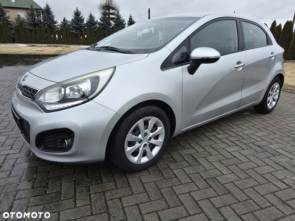 Kia Rio - 2