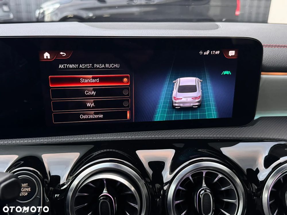 Mercedes-Benz CLA 220 d AMG Line 8G-DCT - 28