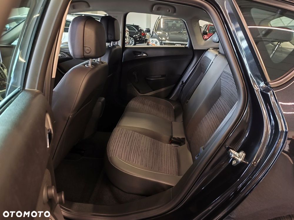 Opel Astra 1.6 Design Edition - 8