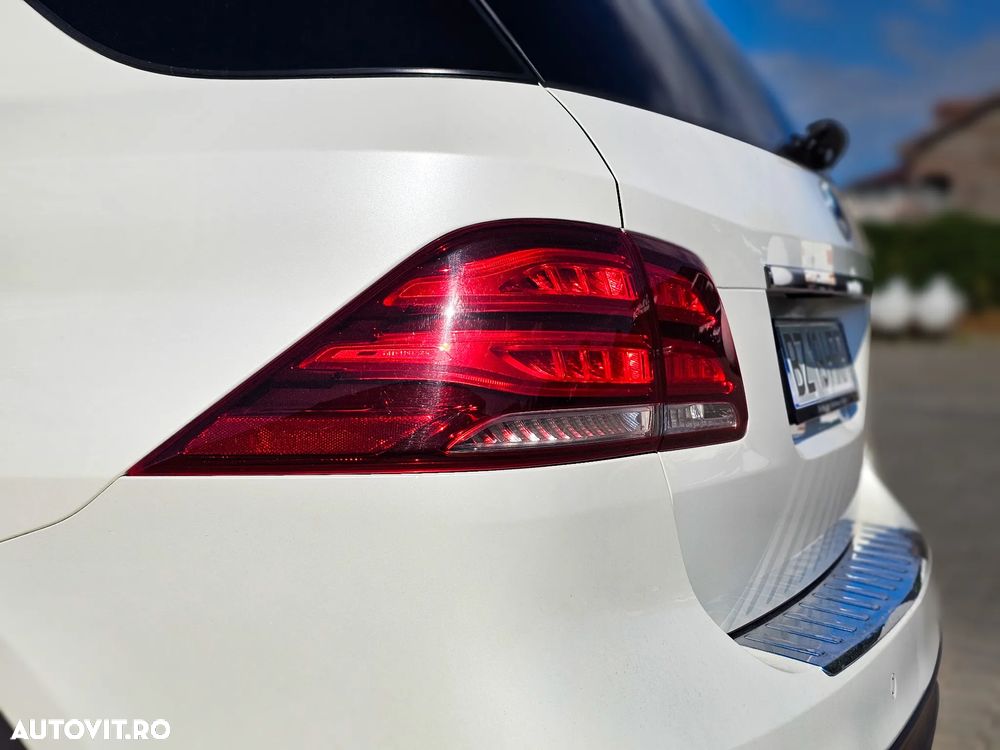Mercedes-Benz GLE 350 d 4Matic 9G-TRONIC AMG Line - 11