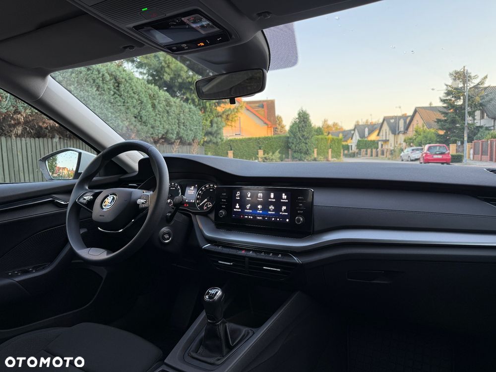 Skoda Octavia 2.0 TDI Active - 10