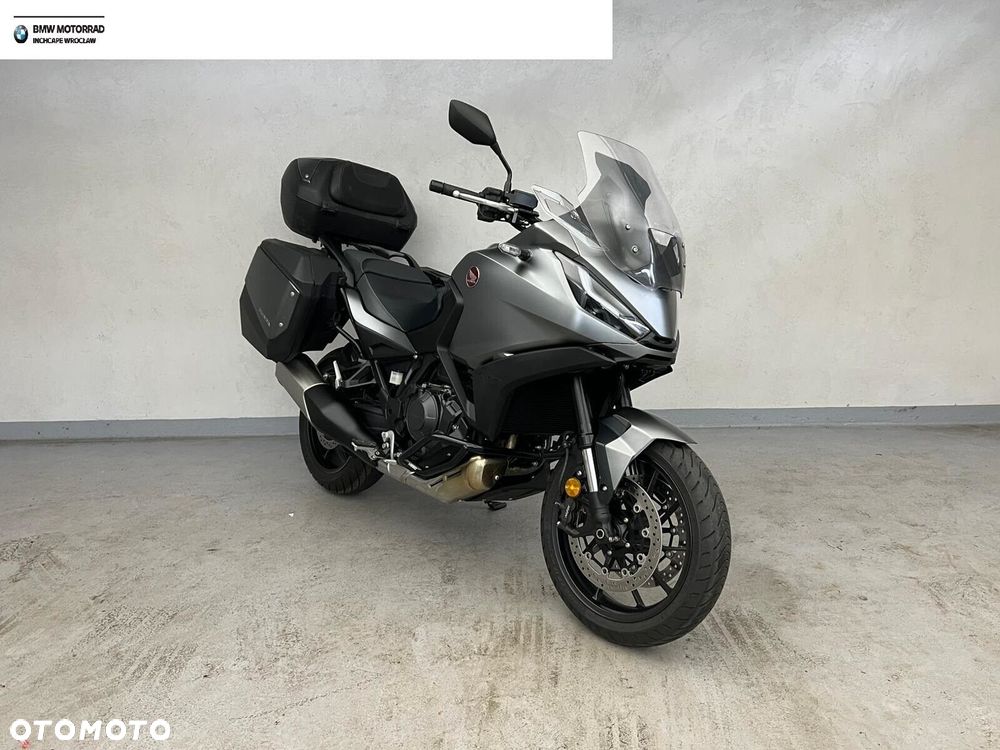 Honda NTV - 1