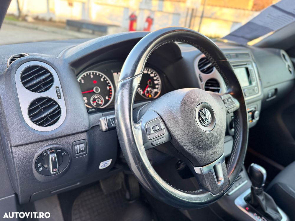 Volkswagen Tiguan 2.0 TDI DPF 4Motion BlueMotion Technology DSG Life - 10