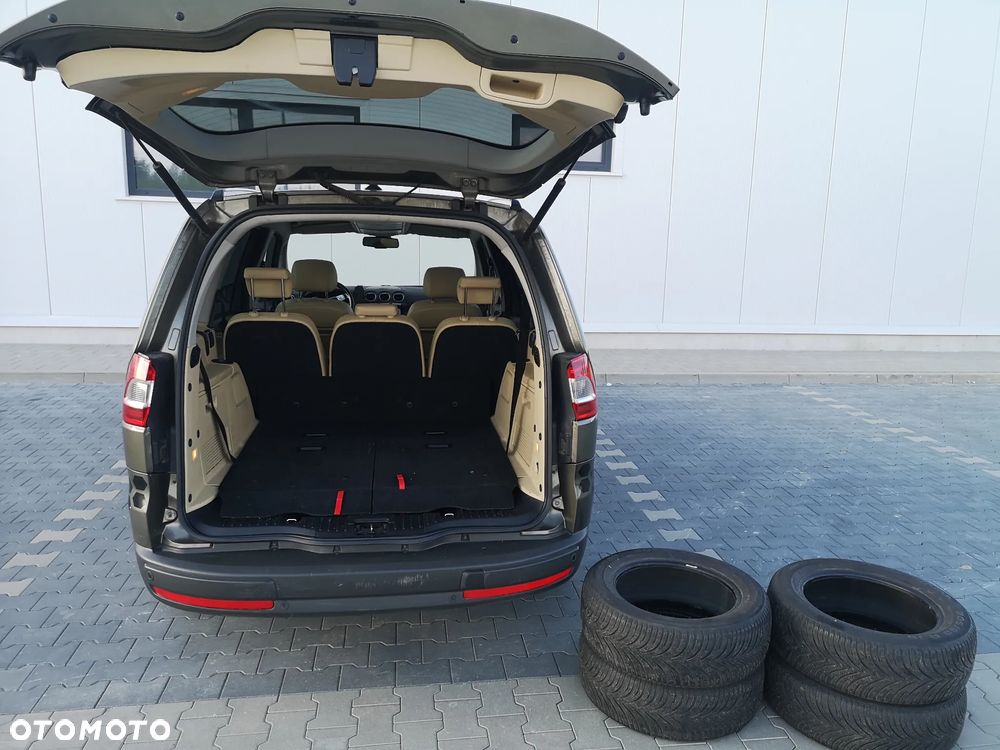 Ford Galaxy 2.0 TDCi Platinium X (Ghia) - 25