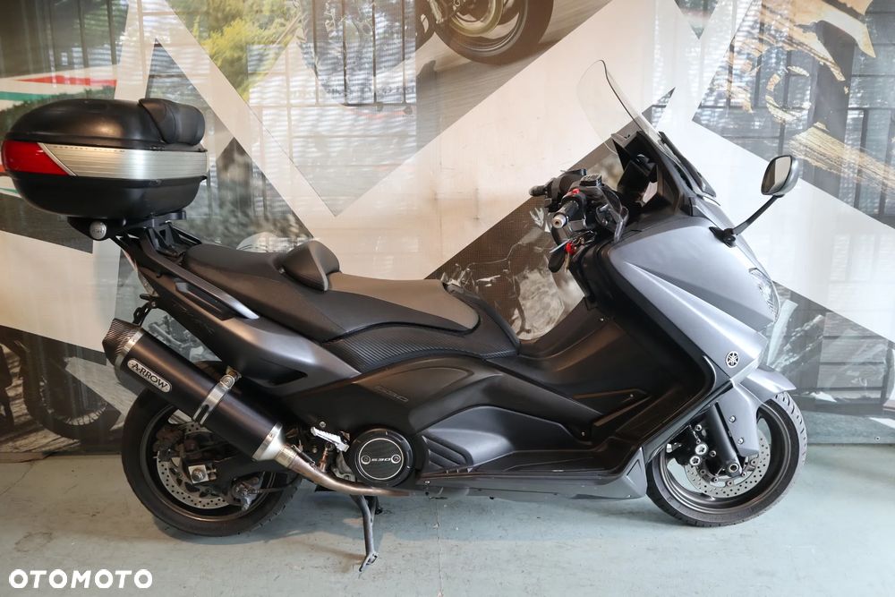 Yamaha Tmax - 17