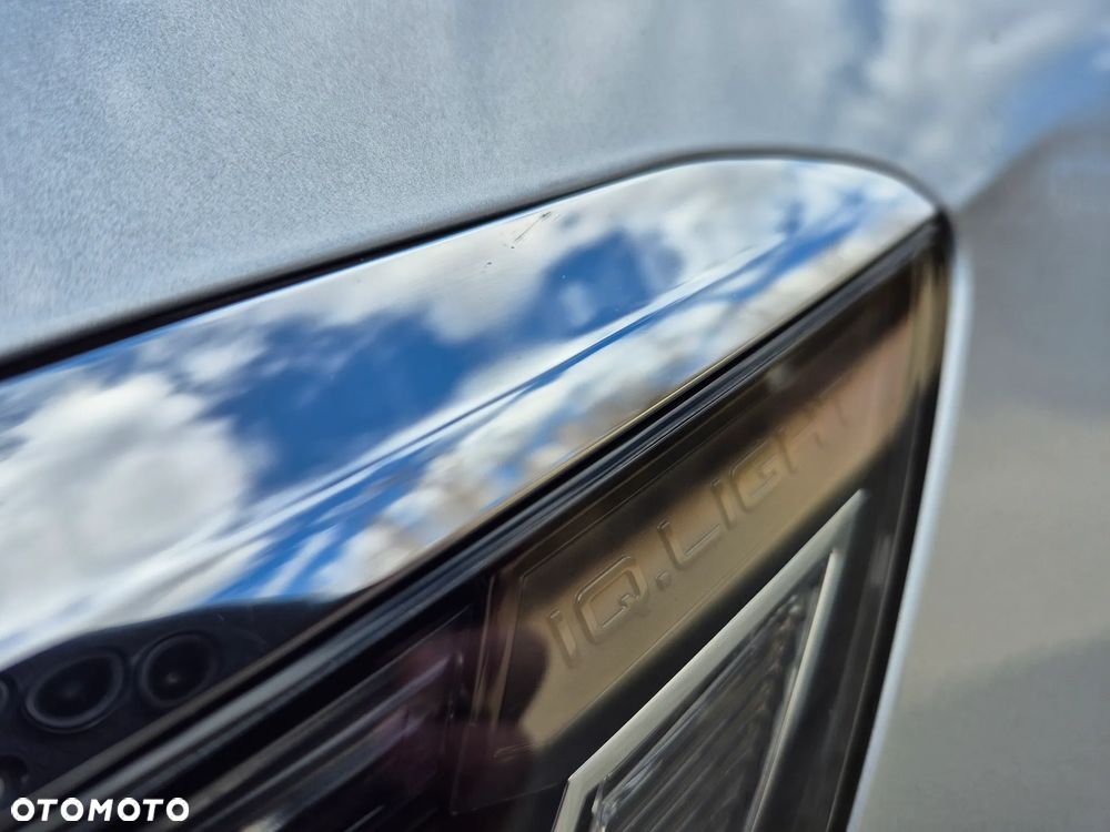 Volkswagen Passat 2.0 TSI Elegance DSG - 8