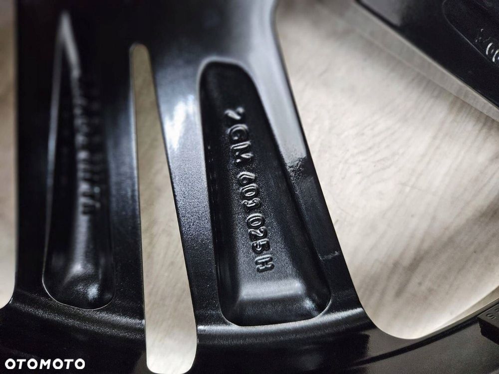 Felga VW T-Cross 7Jx18H2 Et39 5x100 - 10