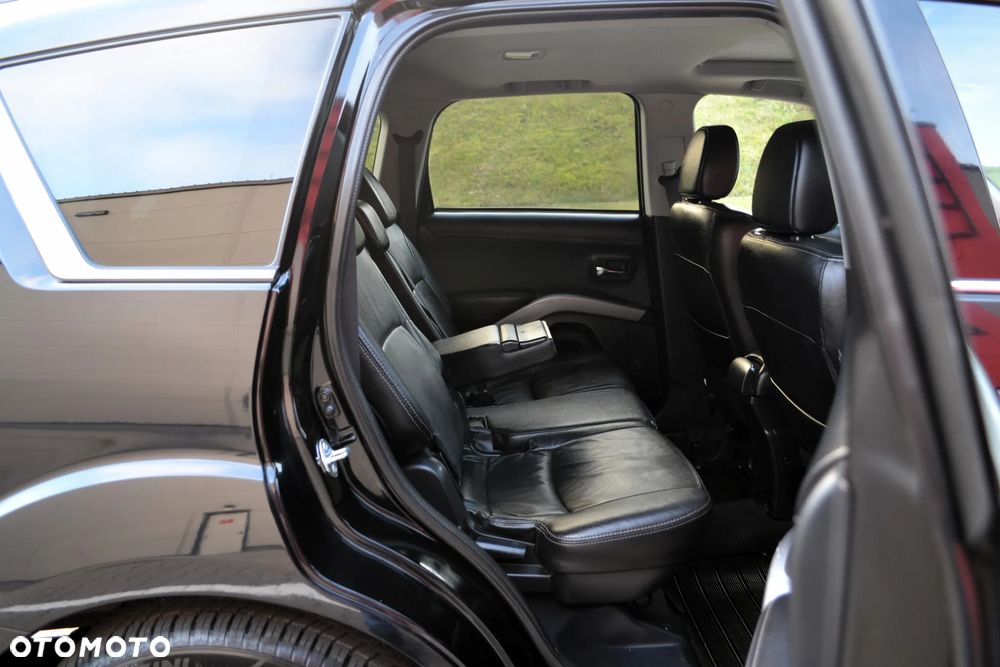 Mitsubishi Outlander 2.4 Intense + CVT - 12