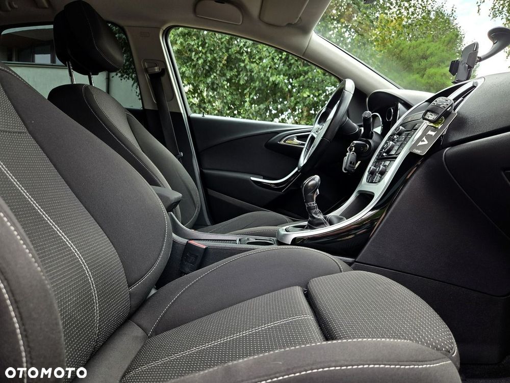 Opel Astra 1.4 T Cosmo EU6 - 5