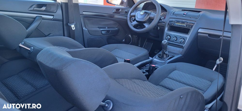 Skoda Octavia 1.6 TDI DPF Active - 21