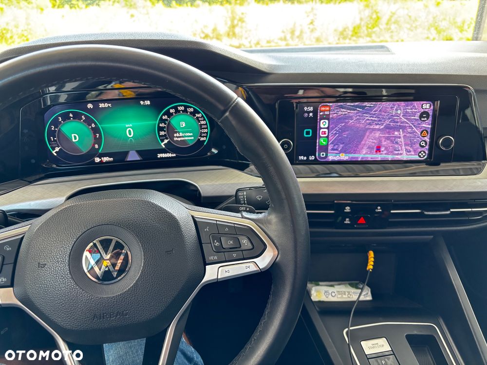 Volkswagen Golf 1.0 eTSI Life DSG - 10