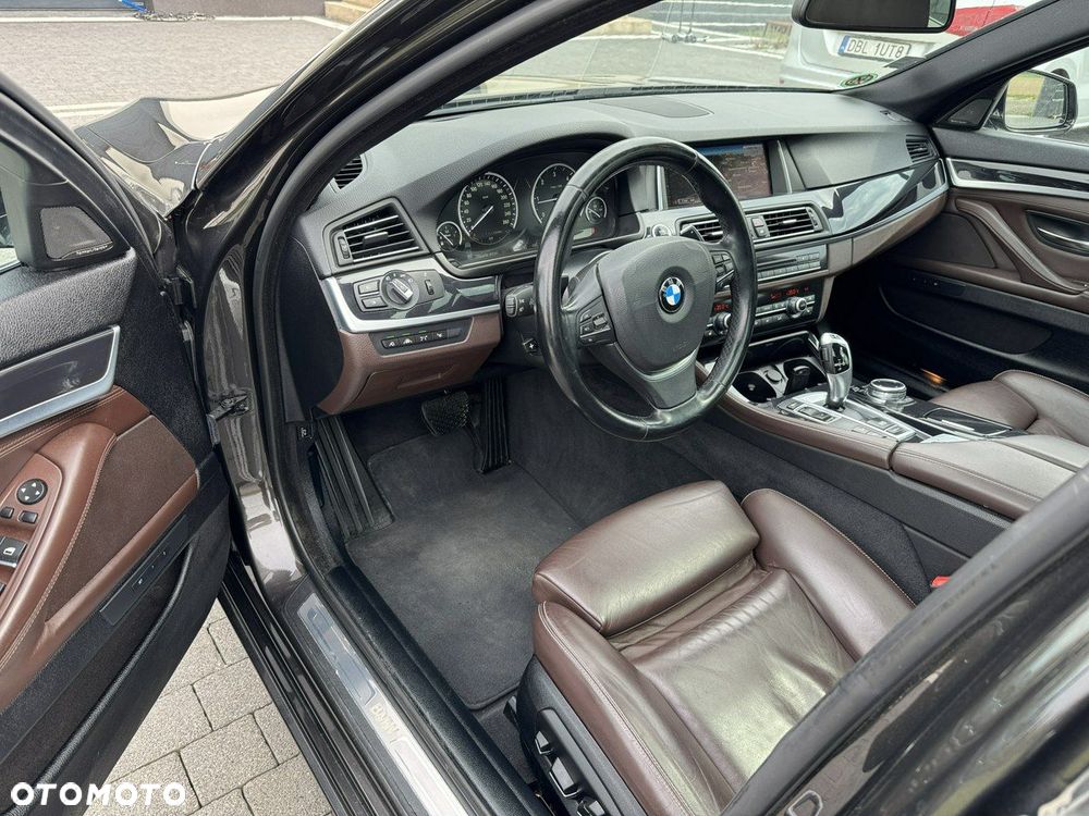 BMW Seria 5 520d Luxury Line sport - 15