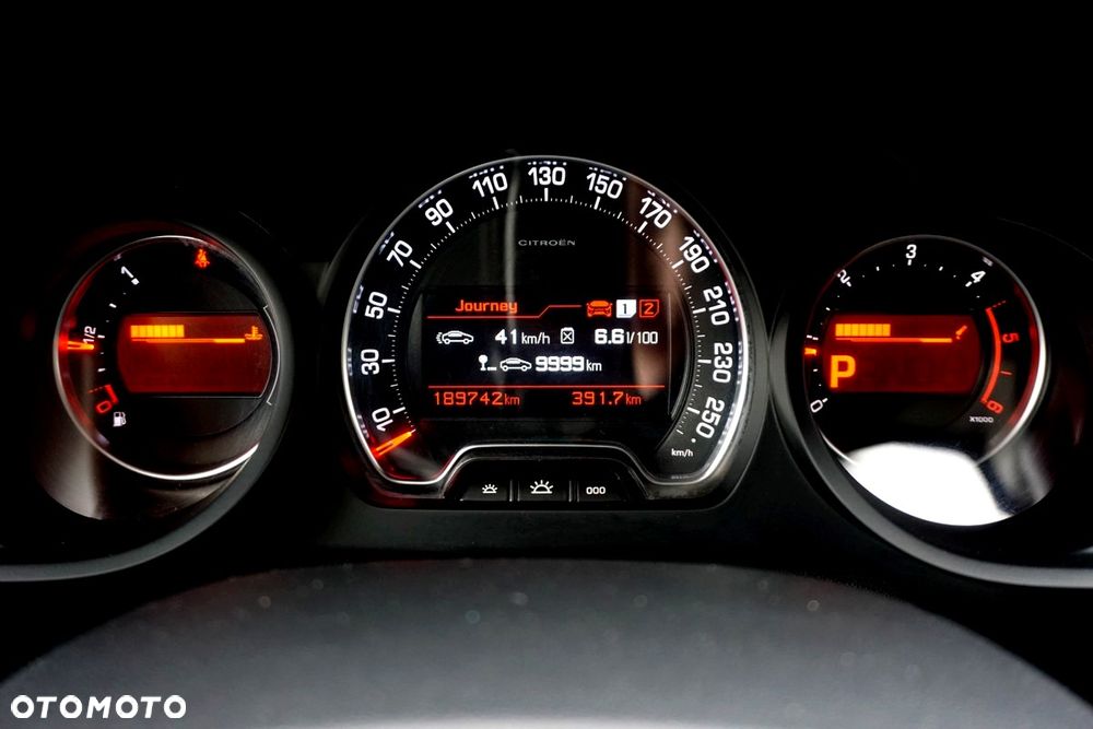Citroën C5 BlueHDi 180 S&S EAT6 Cross - 29