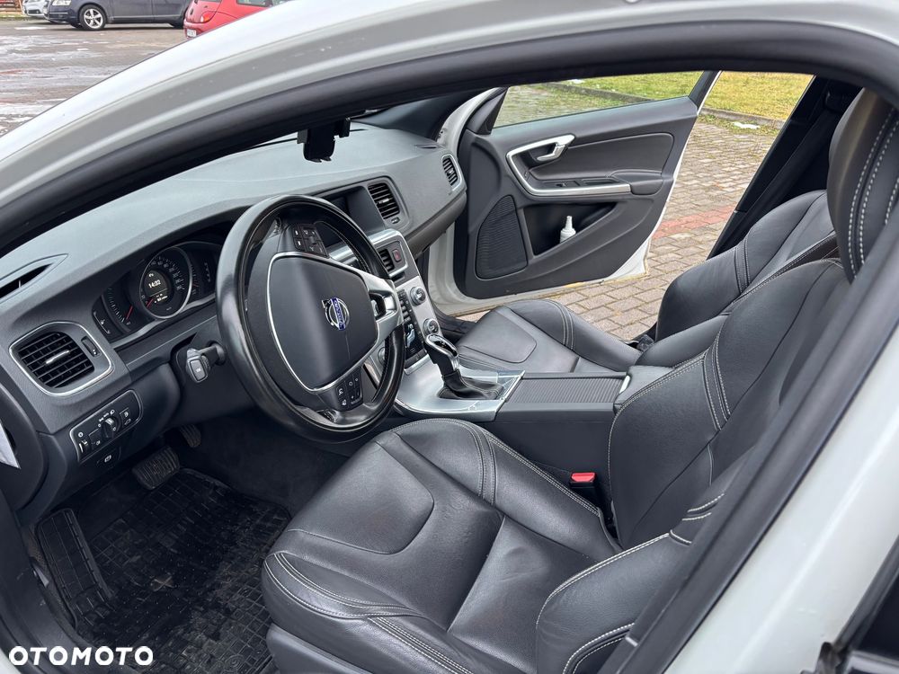 Volvo S60 D4 Drive-E Summum - 10