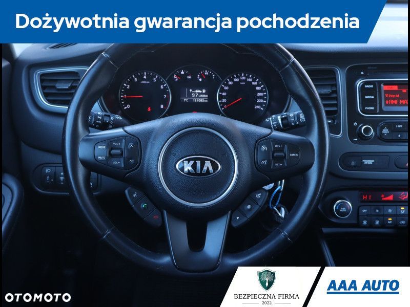 Kia Carens - 21