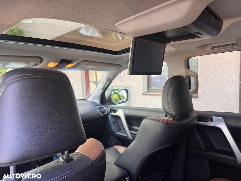 Toyota Land Cruiser 2.8l D-4D 204 CP A/T 7 locuri Luxury AVS - 4