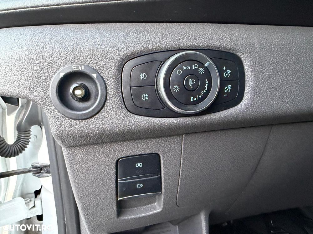 Ford E-Transit 3900Kg L3H3 75Kw - 21