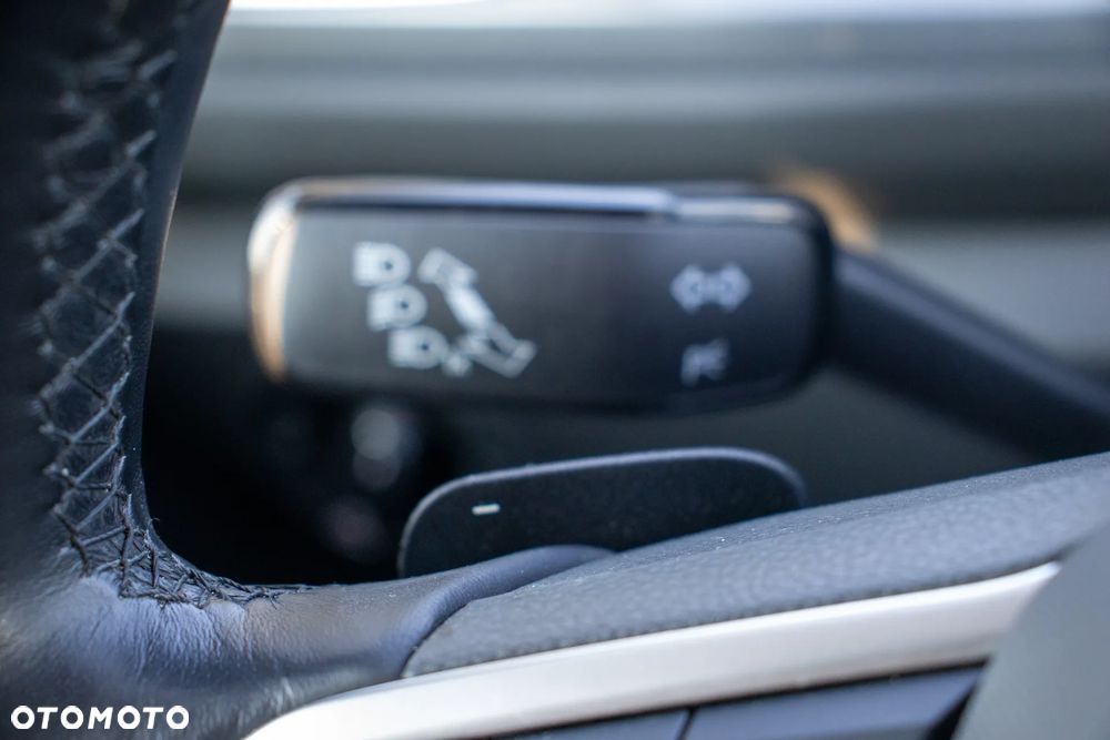 Volkswagen T-Roc 1.5 TSI Style DSG - 19