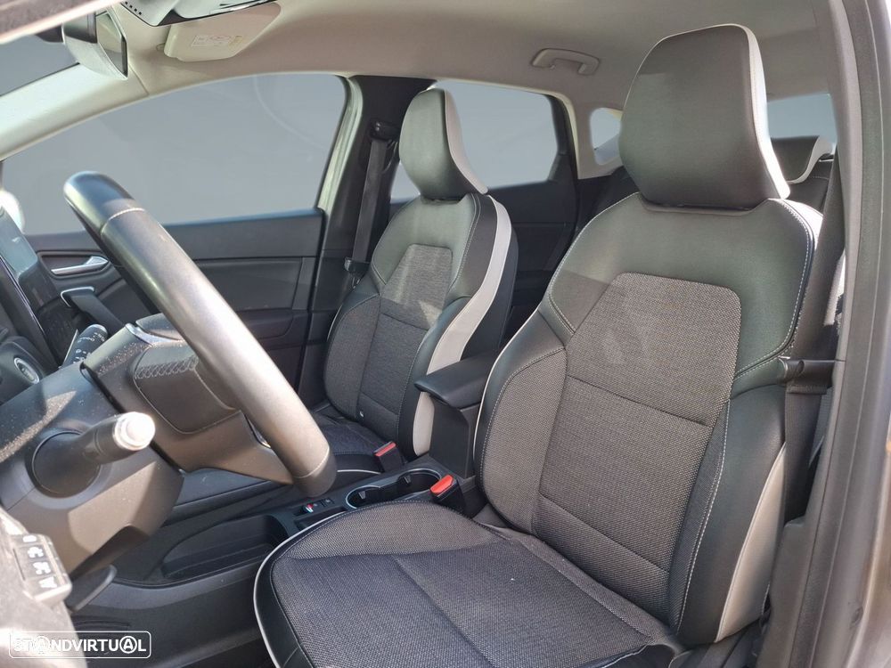 Renault Captur 1.6 E-Tech Plug-In Exclusive - 11