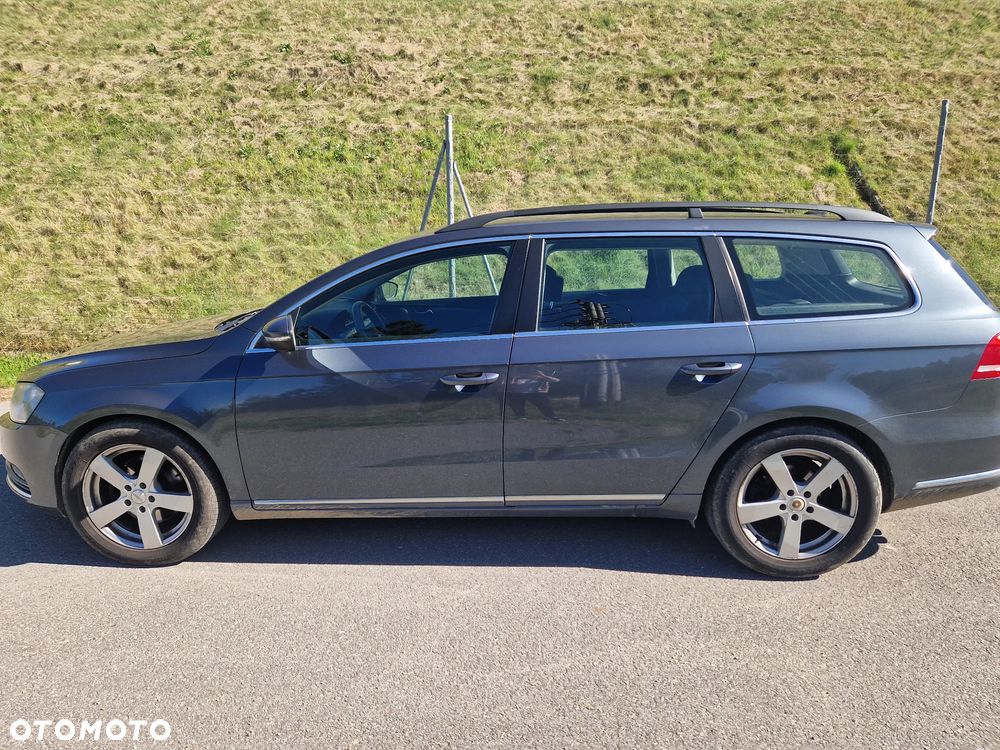 Volkswagen Passat - 5