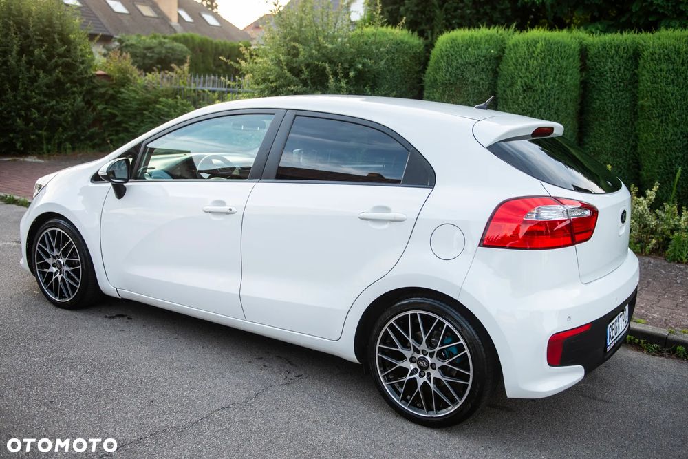 Kia Rio 1.2 Attract - 12