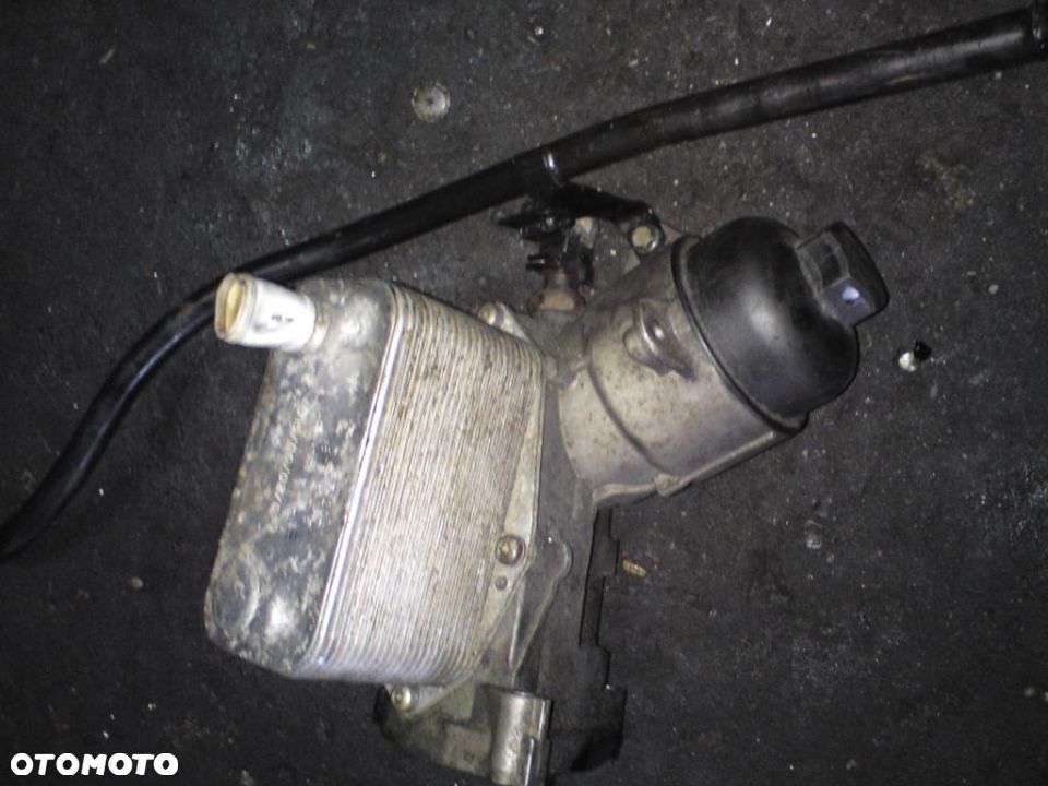 OBUDOWA FILTRU OLEJU OMEGA 2.5DTI - 1