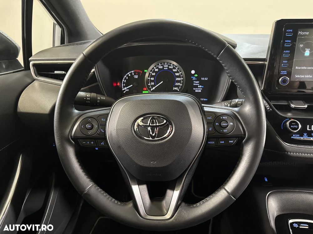 Toyota Corolla - 17