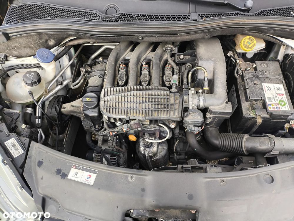 Peugeot 208 PureTech 82 Active - 14