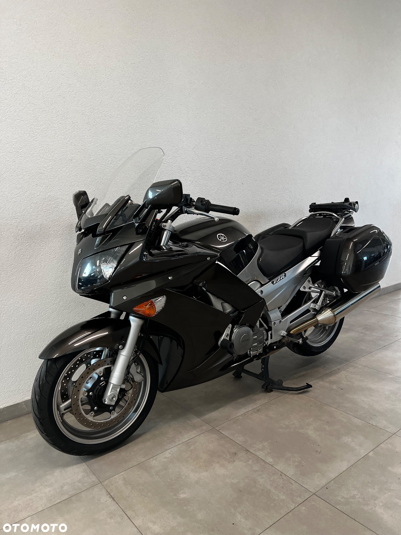 Yamaha FJR - 2